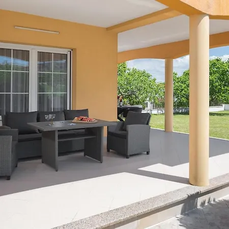 Villa Palejo, Luxury 5 Bedroom & 5 Bathroom